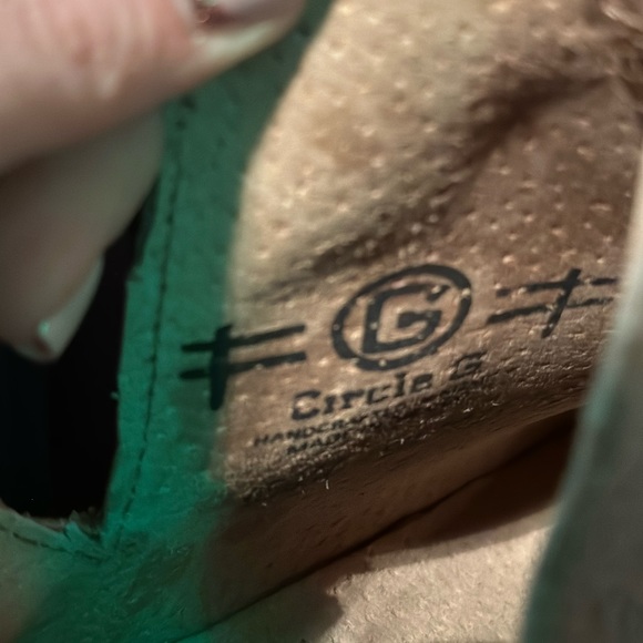 New boots - Picture 8 of 9